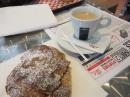 Breakfast: a chocolate almond croissant : I choose my gluten very carefully, and the headache from it is so worth it!